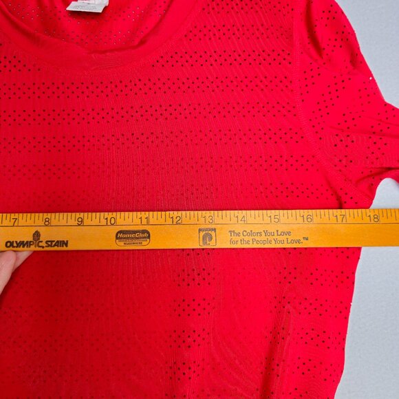 ZYIA ACTIVE Perforaded Style Top Size M - Picture 4 of 8